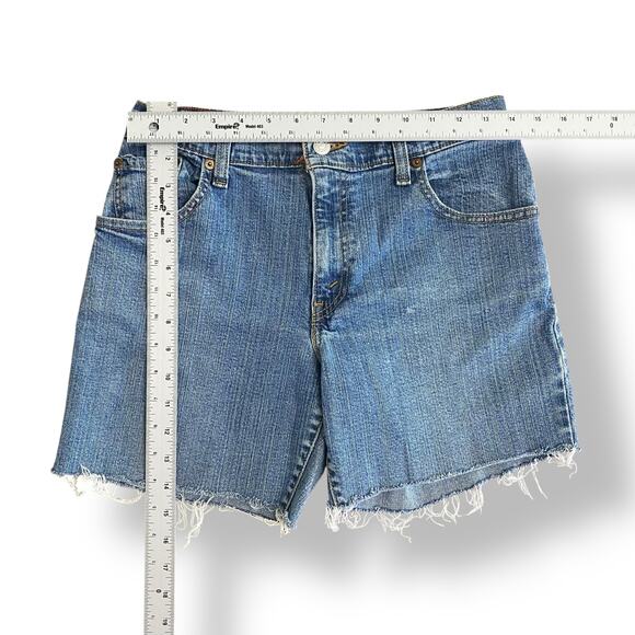 Levi’s Vintage Cut Off Denim Shorts Womens Size 8 Blue Streetwear‎ Y2K - Picture 3 of 9